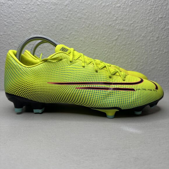 Nike Mercurial Vapor 13 Academy MDS FG Soccer Cleats - Picture 1 of 7